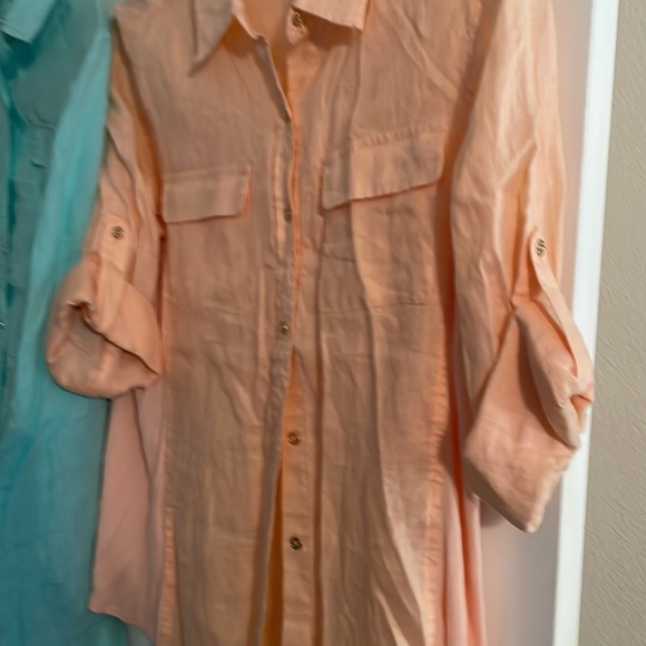 2 CALVIN KLEIN Size M long sleeve shirts Excellent Condition NEW w/out tags $40 - Picture 4 of 6